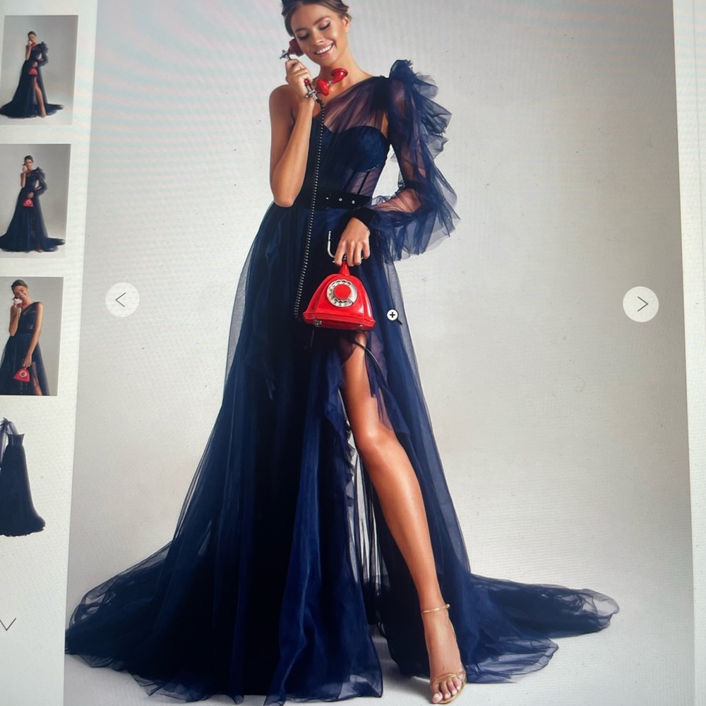 Milla Elegant One-Shoulder Navy Tulle Gown